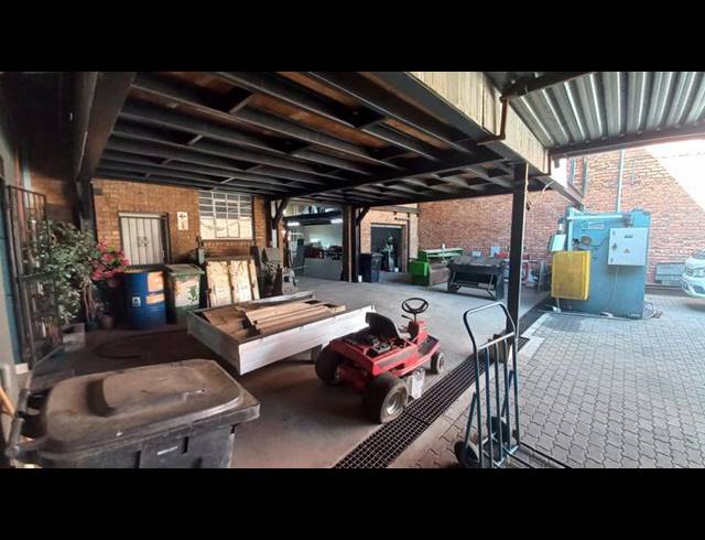 BUSINESS PROPERTY TO RENT IN HERMANSTAD